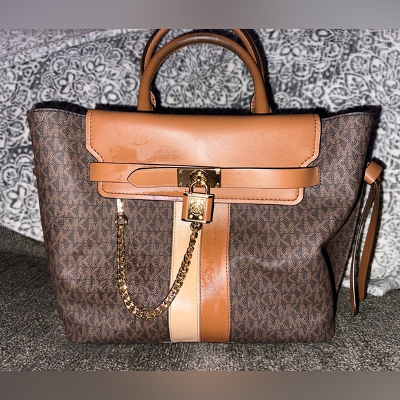 Michael Kors purse - Picture 1 of 2